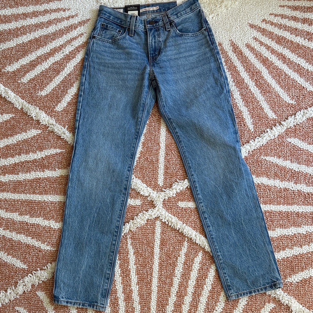 Levi's Women's Middy Straight 25